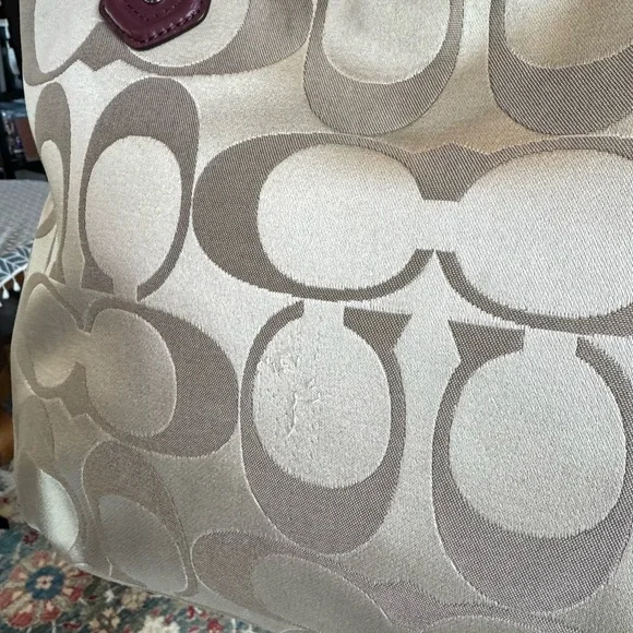 Coach Tan Shoulder Bag with Signature Design - Never Used - Picture 5 of 15